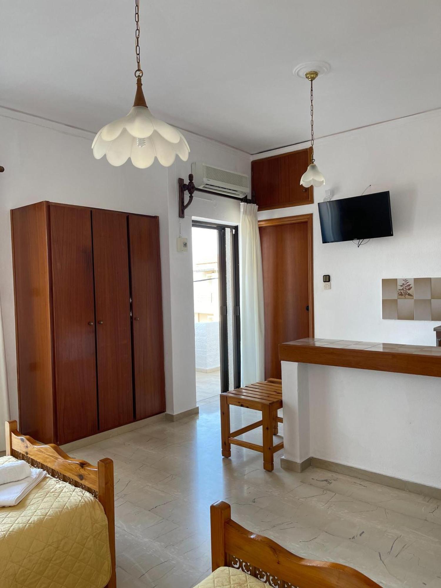 Aeolos Apartments Kolimvárion Luaran gambar