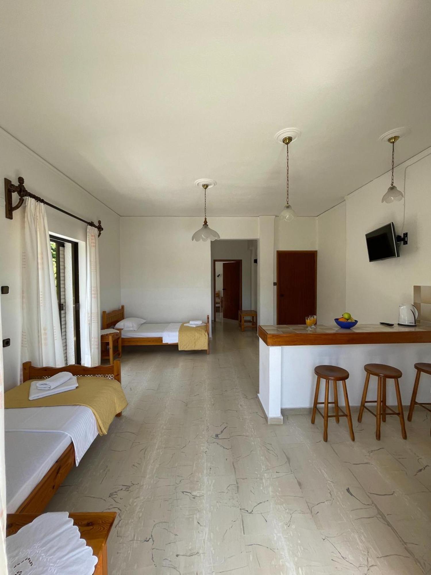 Aeolos Apartments Kolimvárion Luaran gambar