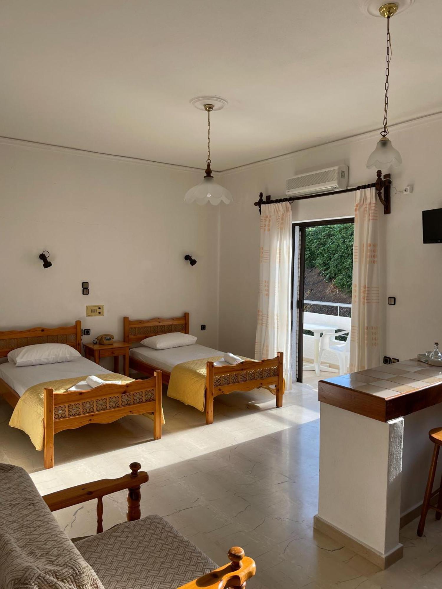 Aeolos Apartments Kolimvárion Luaran gambar