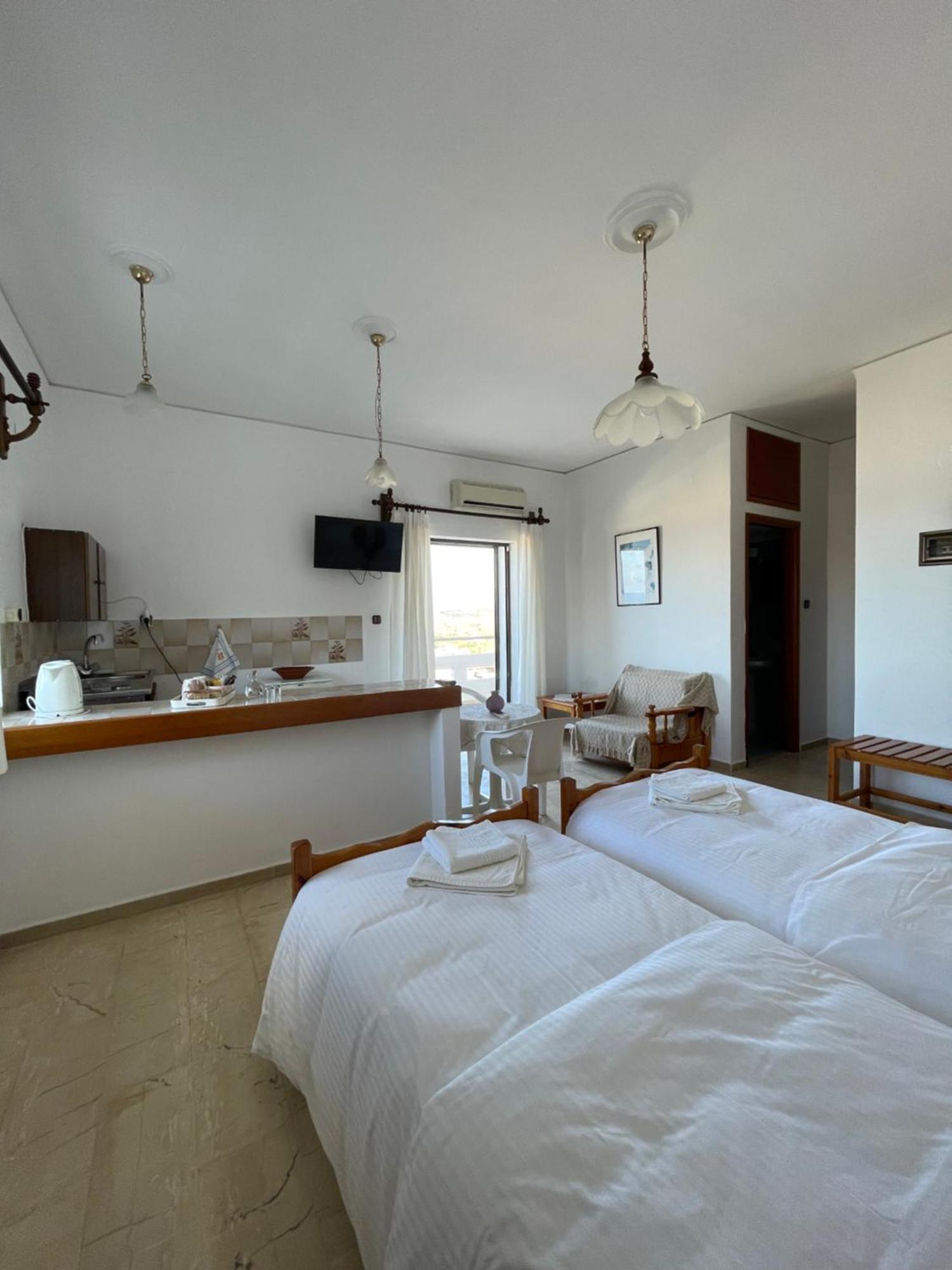 Aeolos Apartments Kolimvárion Luaran gambar
