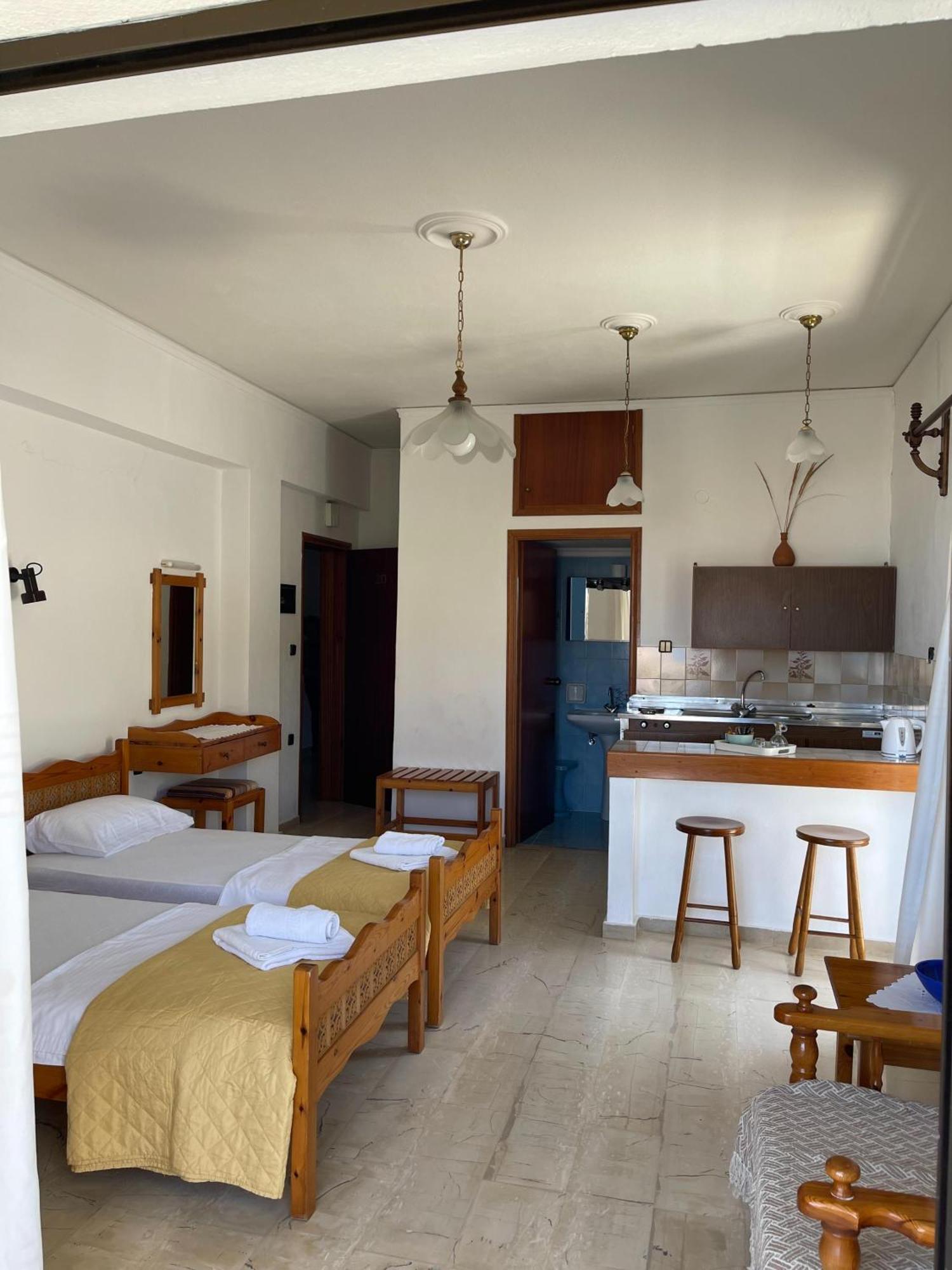 Aeolos Apartments Kolimvárion Luaran gambar